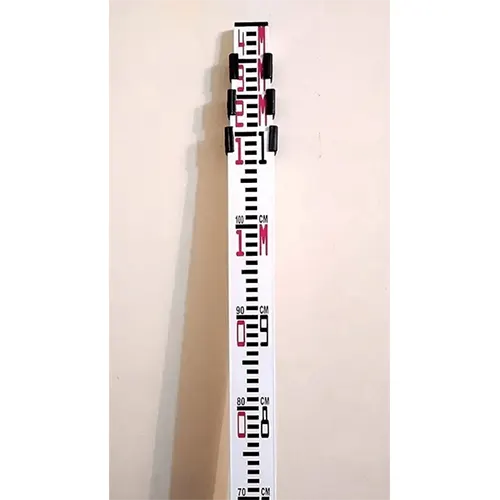 Levelling staff
